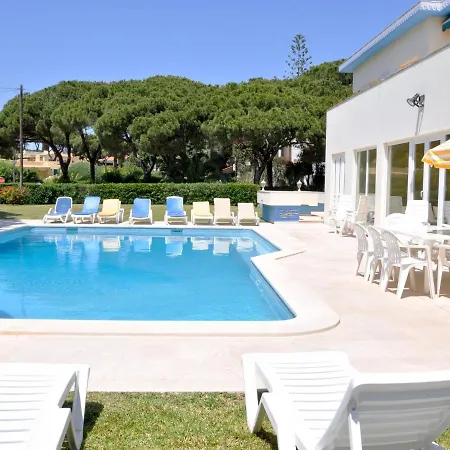 Villa Spacious In With Barbecue