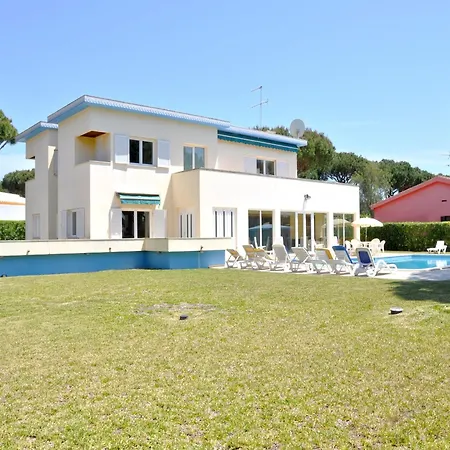 In With Private Pool & Bbq 别墅