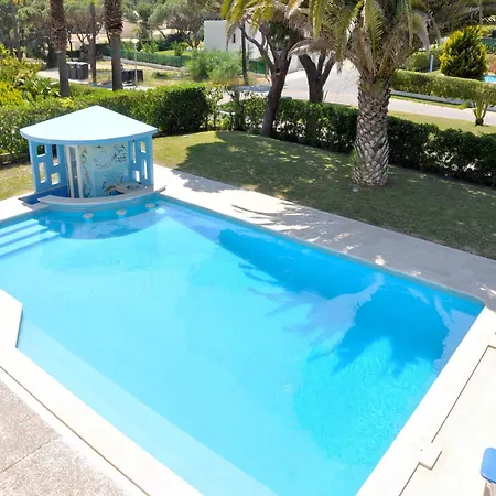 빌라 In With Private Pool & Bbq 빌라모라